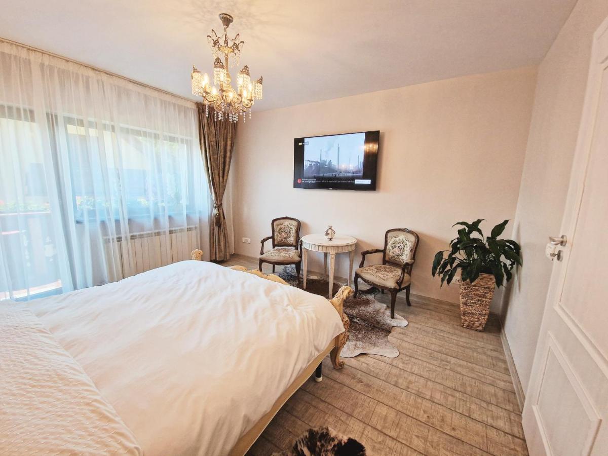 Amor Tirol Busteni (Adults Only) المظهر الخارجي الصورة
