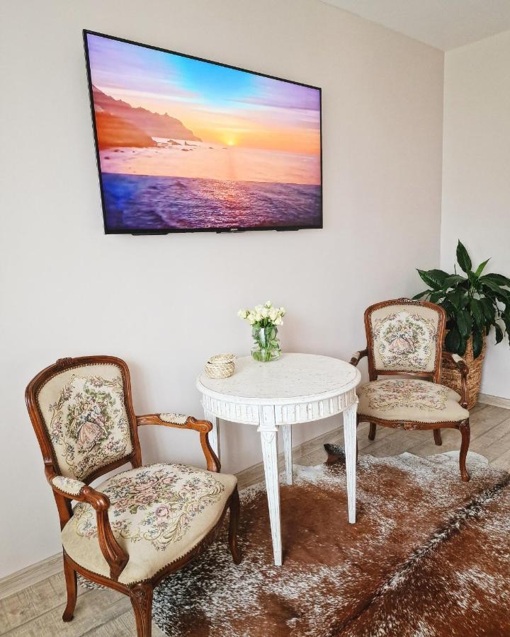 Amor Tirol Busteni (Adults Only) المظهر الخارجي الصورة